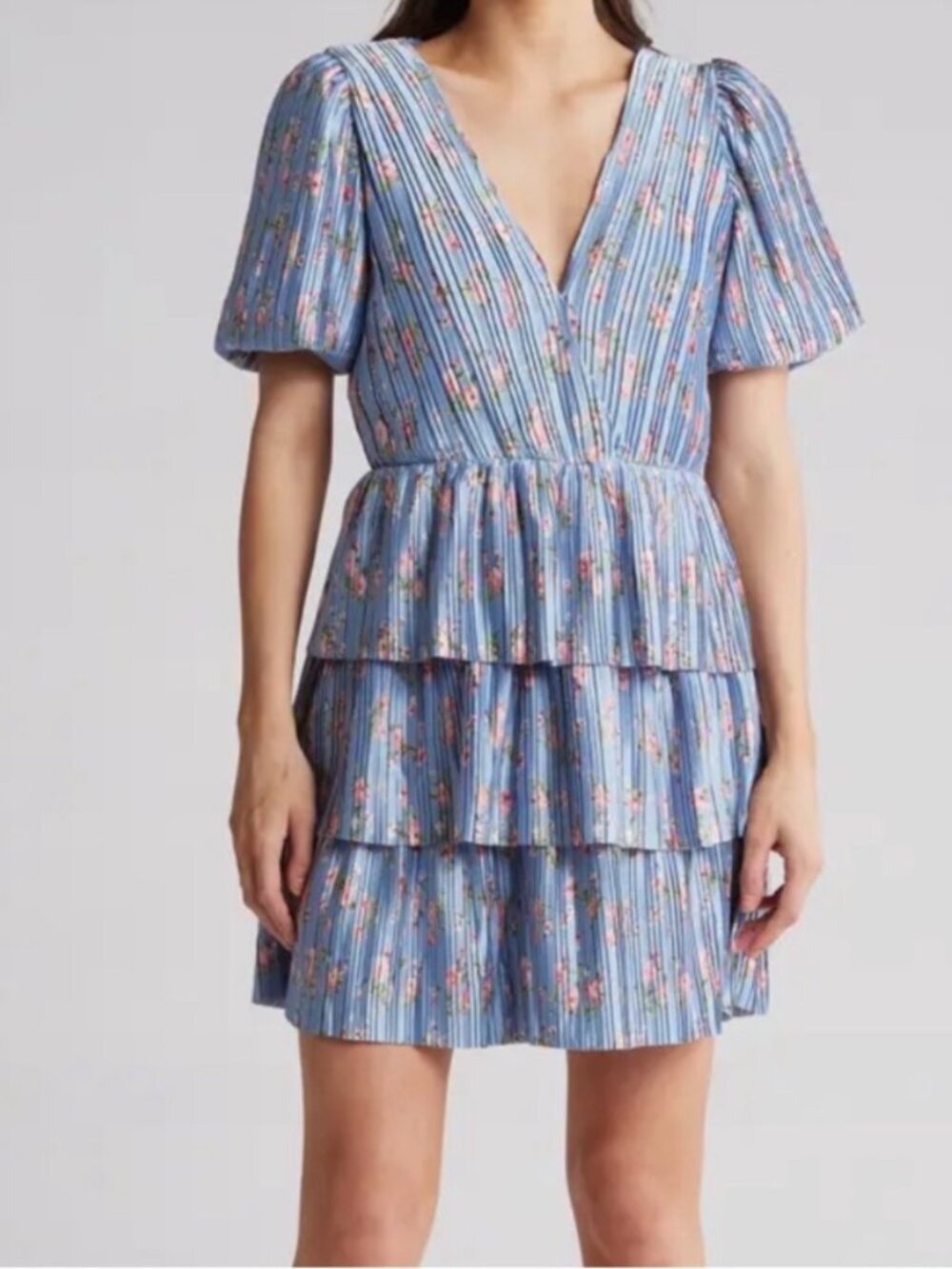 WAYF Baby Blue Floral Tiered Pleated Mini Dress XS